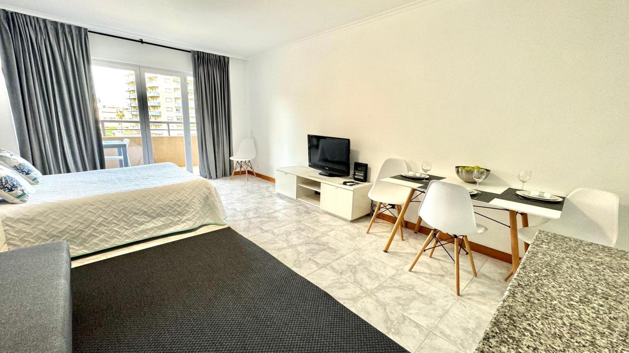 Praia Da Rocha, 4ºb Jardins Da Rocha, Charming Studio, Near The Sea, By Ig Portimao Exterior photo